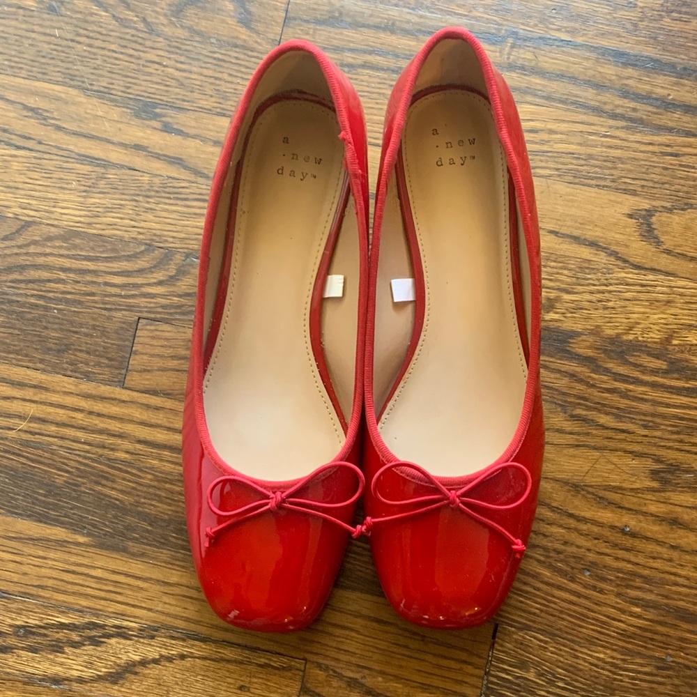 A New Day Glossy Red Ballet Flats